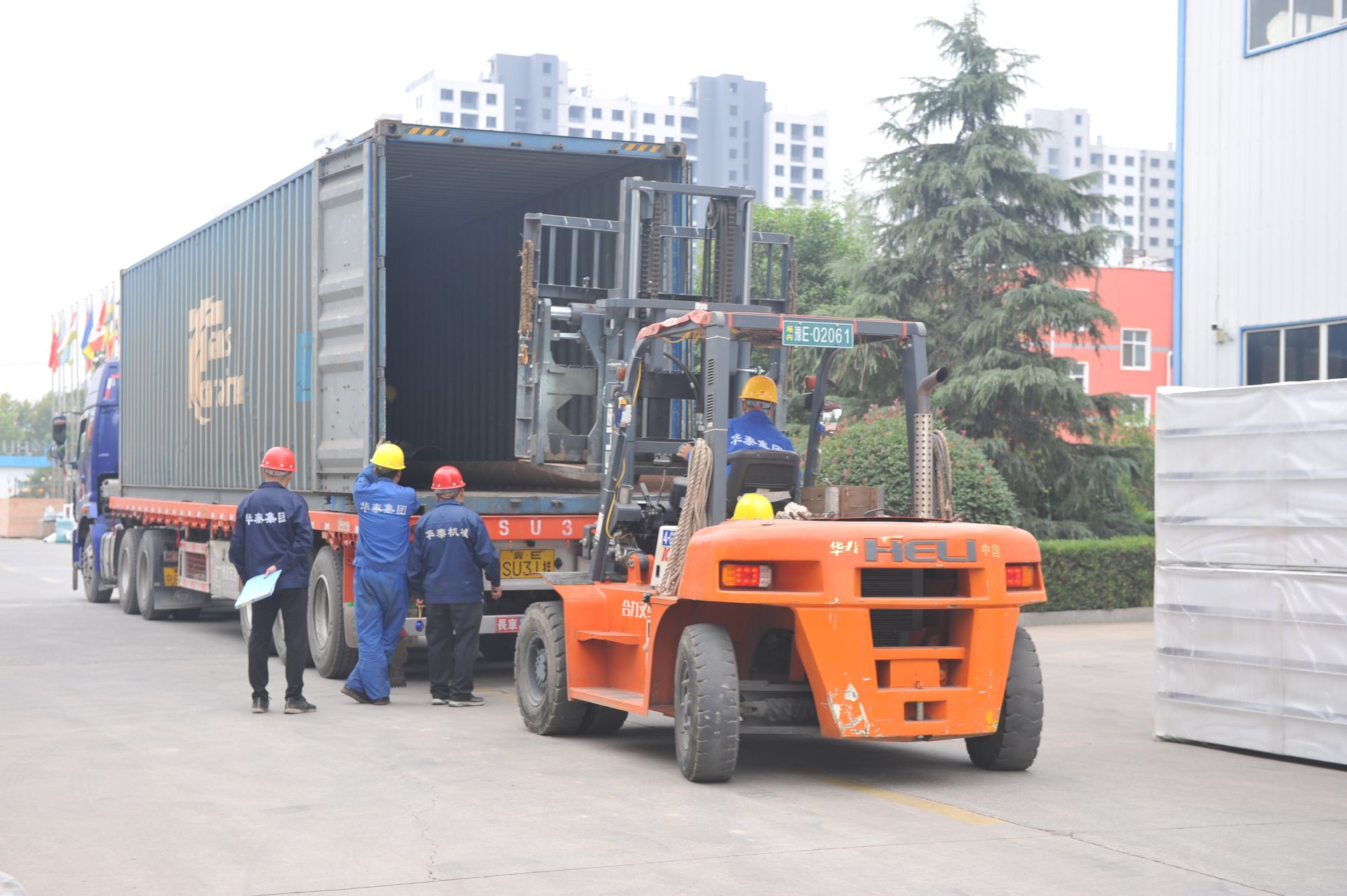 華泰集團設計制造的150T/D葵花籽預榨項目發往俄羅斯